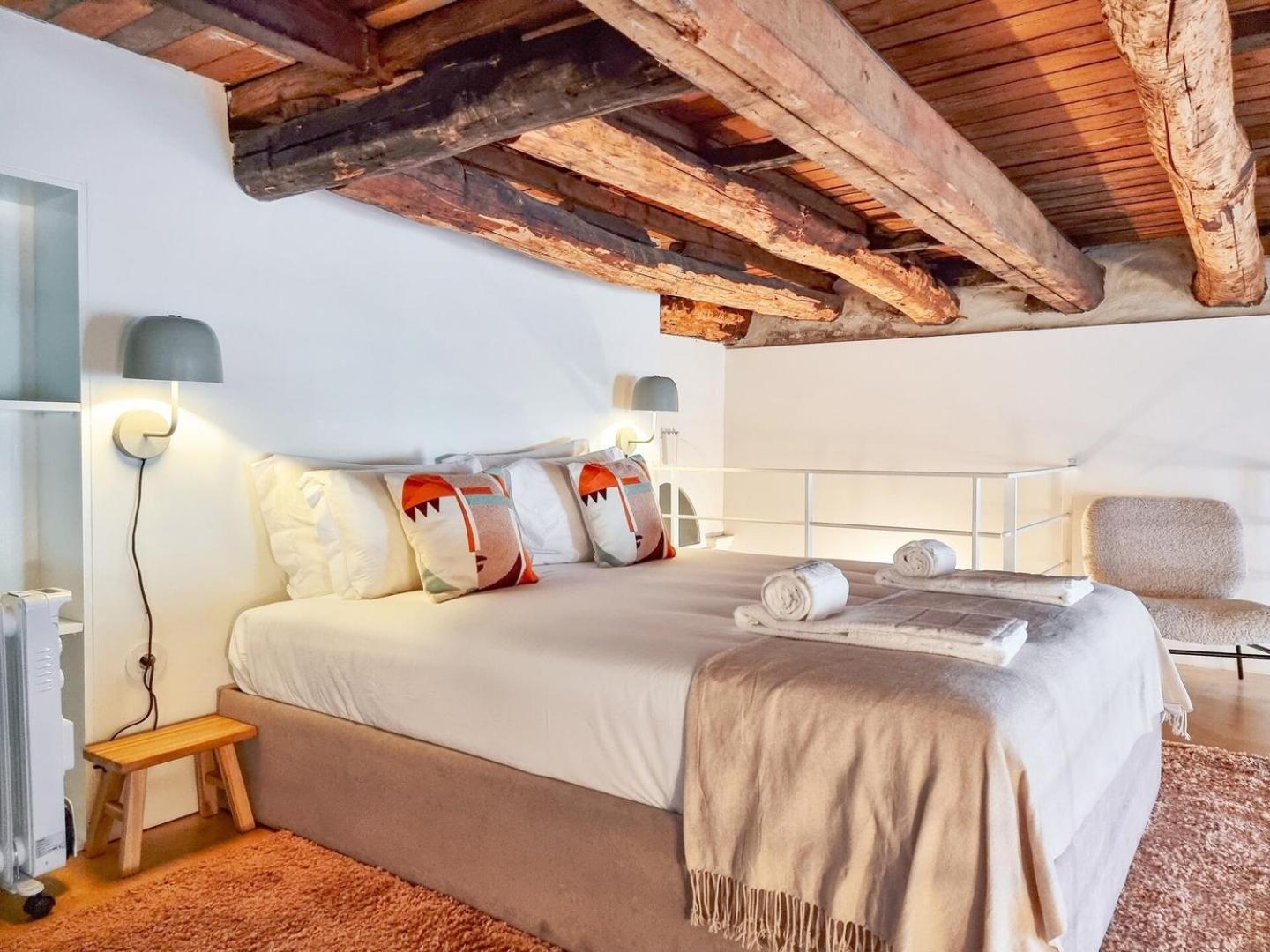 Loft With Balcony On City's Important Street Tente de luxe